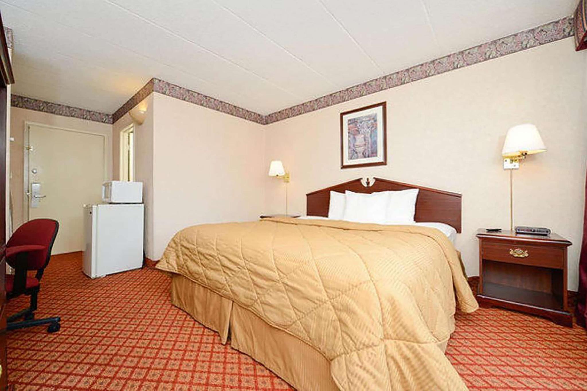 Motel Baymont By Wyndham Northwood Esterno foto